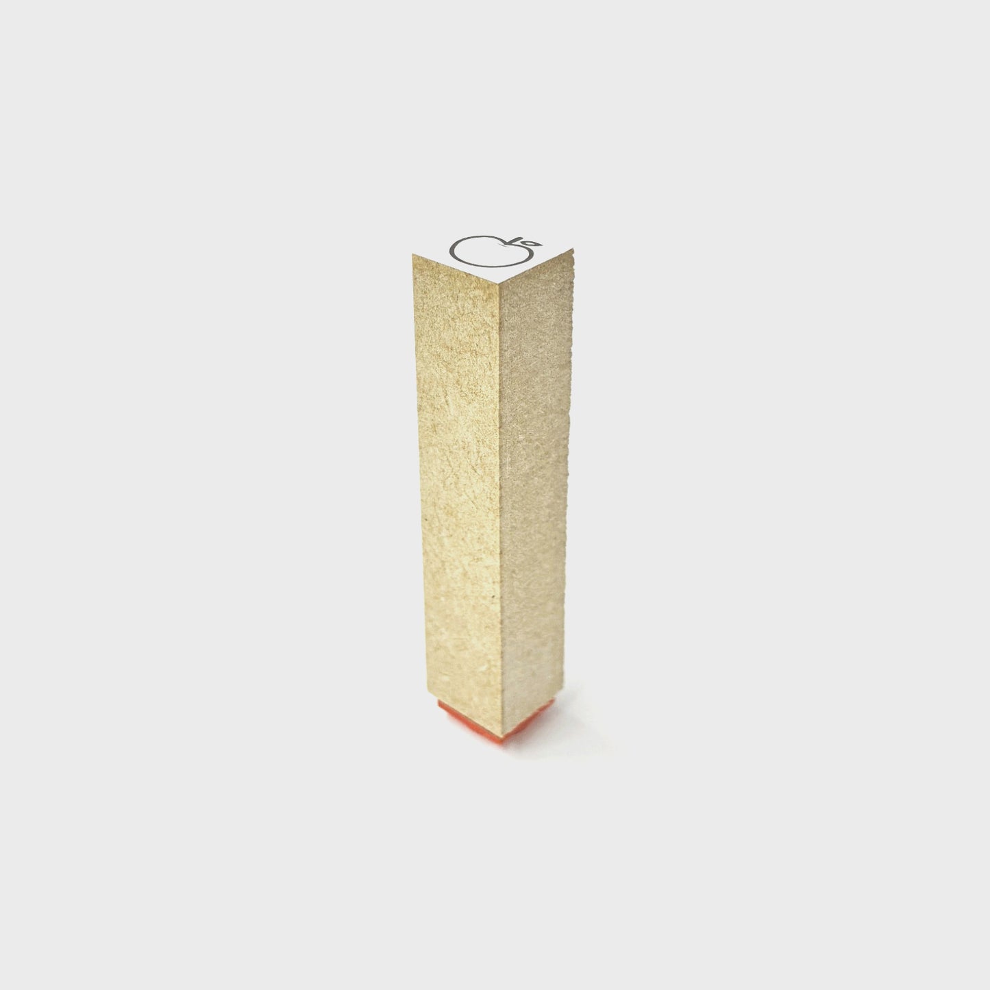 １２. 完成品　(台木ＭＤＦ)台木サイズ縦１２ｍｍ×横１２ｍｍ×高さ５８ｍｍ丈 見出し白箔 印面サイズ９mm×９mm以下 同じデザイン１種類 １０個 ※合計３０個から注文可